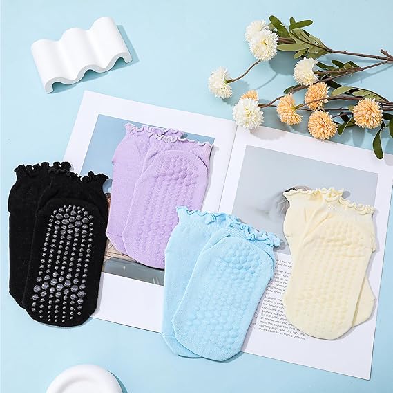 Non Slip Yoga Socks with Grips for Women Pilates Grippy Socks Cotton Barre Hospital Home