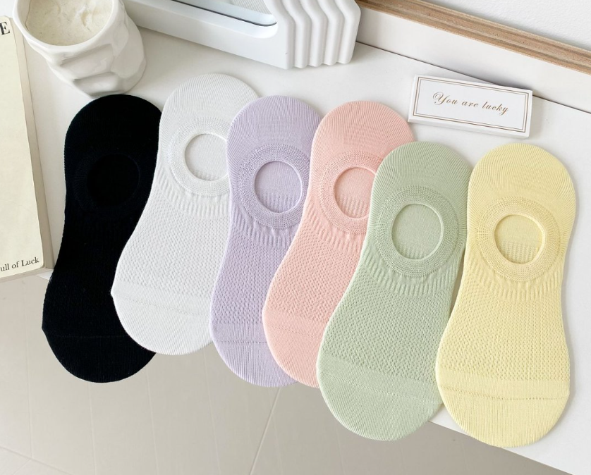 Women’s No Show Sock (Photo-series)