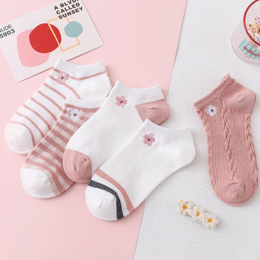Women’s Cherry Blossoms Embroidered Ankle Sock