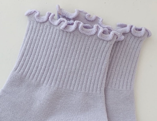 Women’s Ruffle Quarter Sock
