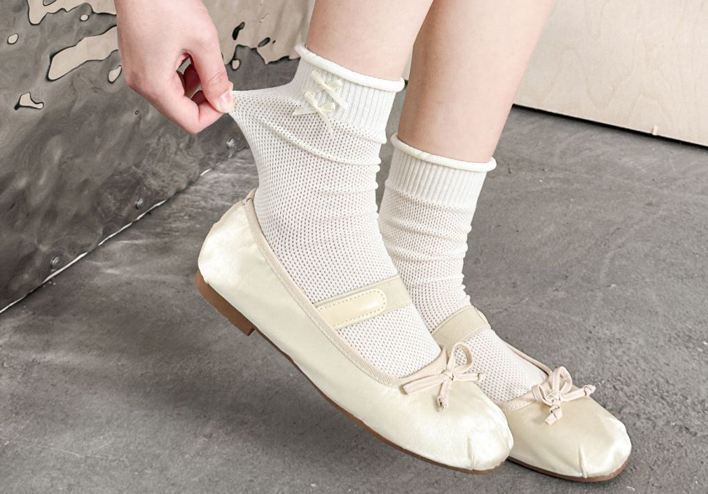 Women’s Crew Sock Bow Design