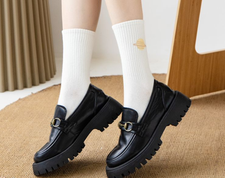 Women’s Planetary Embroidery Crew Sock