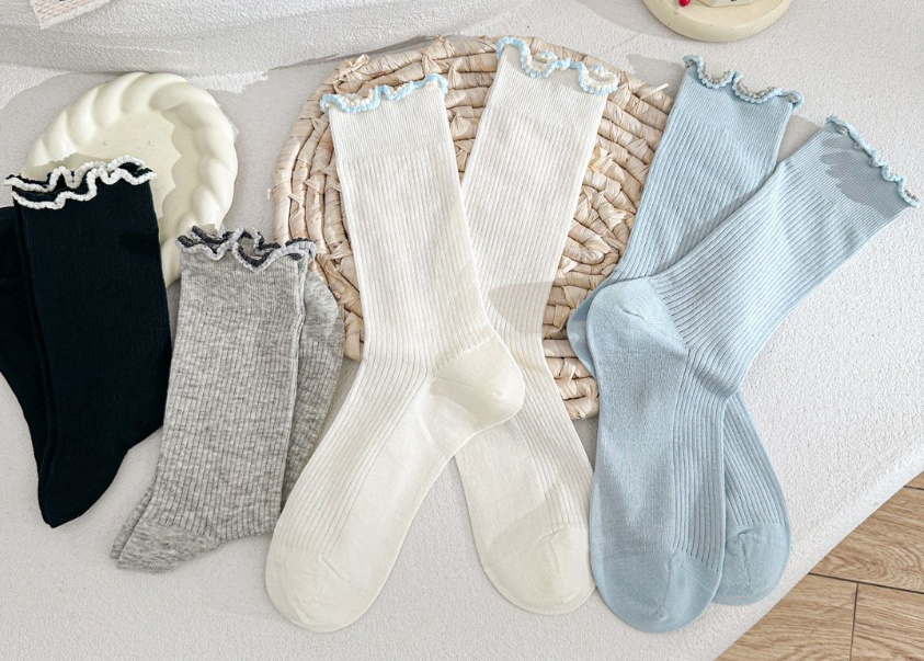 Women’s Ruffle Crew Sock