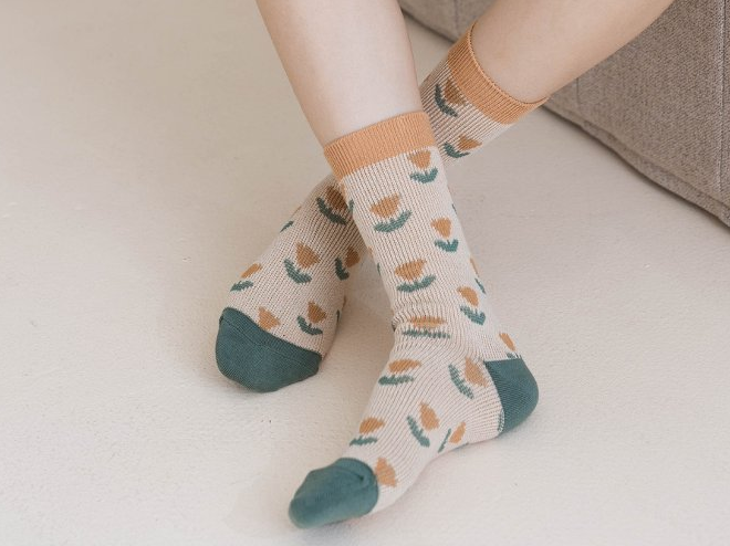 Women’s Quarter Mini Crew Sock(Photo-Series)