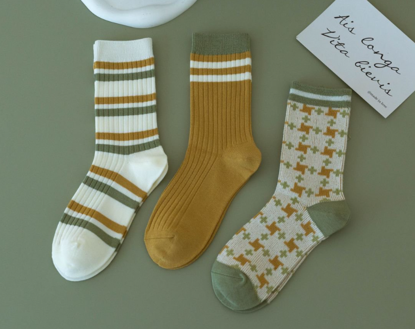 Women’s Quarter Mini Crew Sock(Photo-Series)