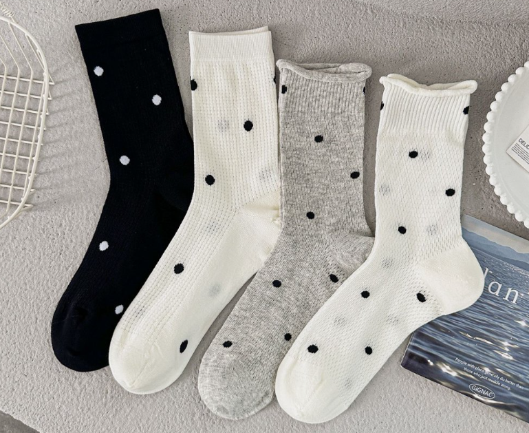 Women’s Roll Top Dot Crew Sock