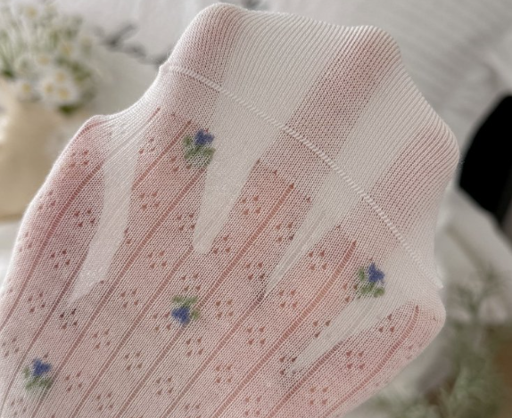 Women’s Floral Jacquard Crew Sock