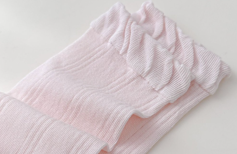 Women’s Ruffle Crew Sock