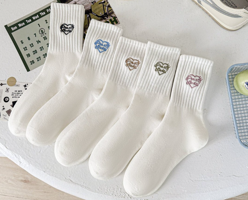 Women’s Colorful Heart Embroidered Ankle & Crew Sock