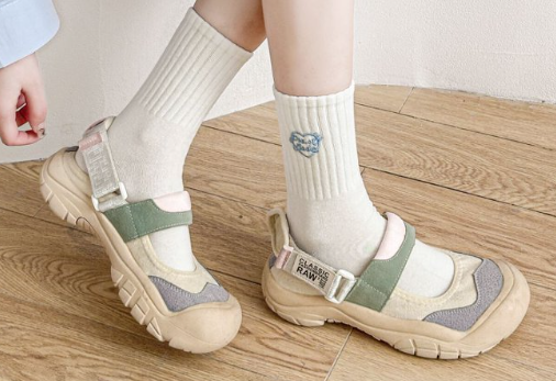 Women’s Colorful Heart Embroidered Ankle & Crew Sock