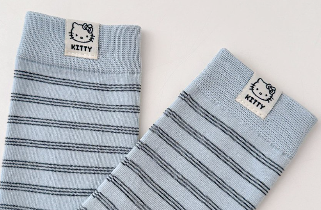 Women’s Stripes Crew Sock With Lable