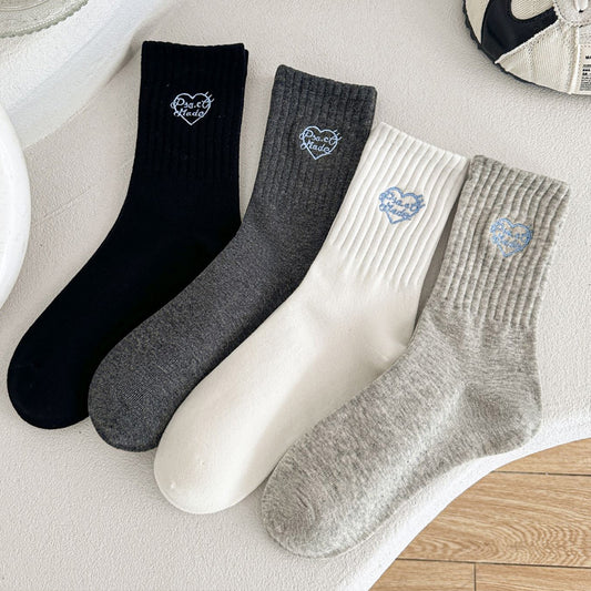 Women’s Heart Embroidered Crew Sock